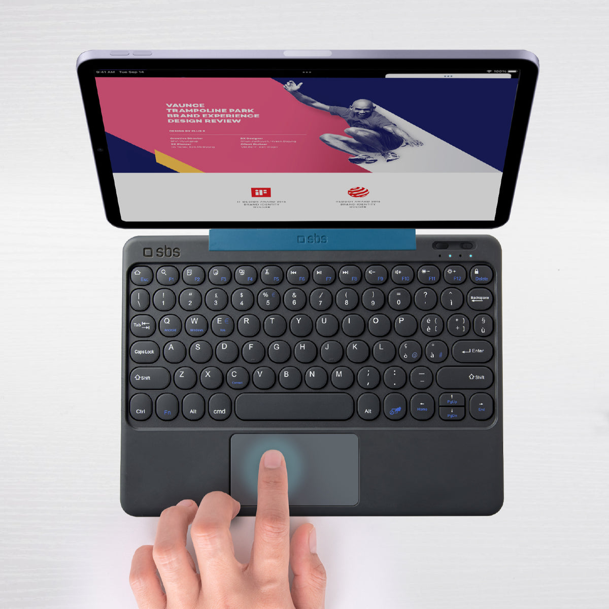 Tastiera Wireless universale con funzione stand