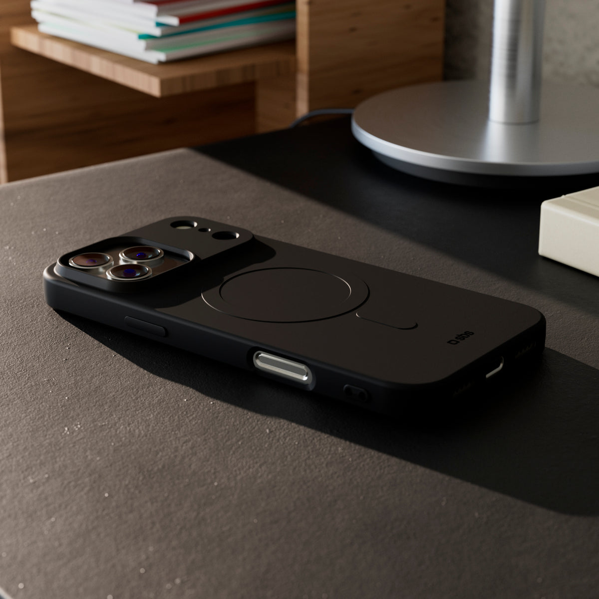 Instinct Mag - MagSafe-kompatible Hülle für iPhone 17 Pro Max