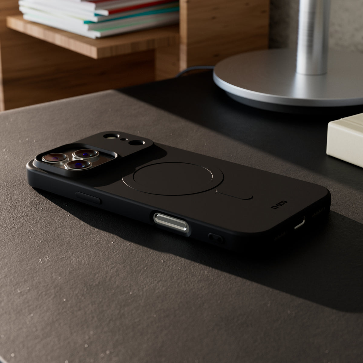 Instinct Mag - mag-wireless-kompatible Hülle für iPhone 18 Pro/17 Pro
