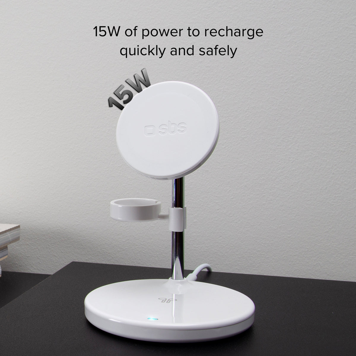 Stazione di ricarica wireless verticale 3 in 1